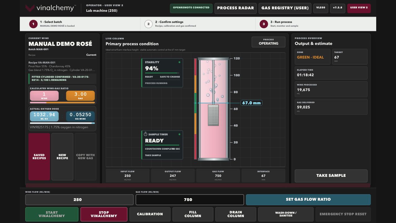 Vinalchemy operator interface showing a connected and stable production process
